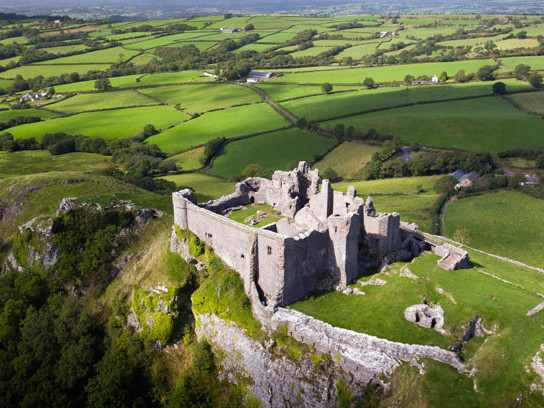 Carreg Cennen Castle, Attractions Llandeilo, Weddings Carmarthenshire