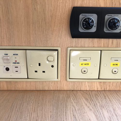 Elddis Avante 505 Caravan 5 Berth 2003 Model - Nice Specification