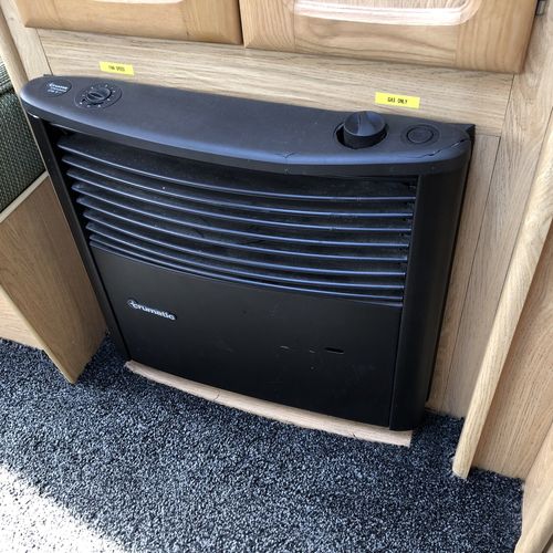 Elddis Avante 505 Caravan 5 Berth 2003 Model - Nice Specification