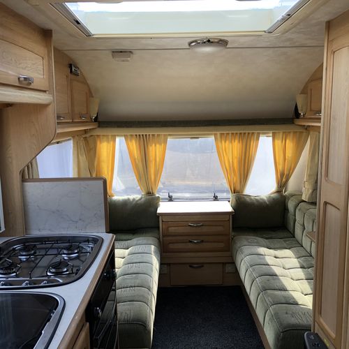 Elddis Avante 505 Caravan 5 Berth 2003 Model - Nice Specification