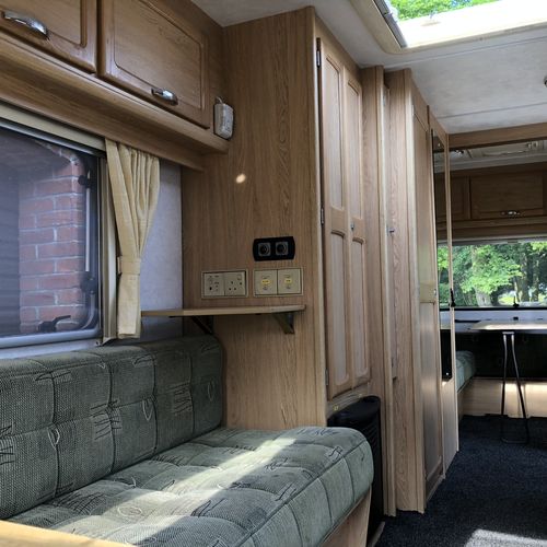 Elddis Avante 505 Caravan 5 Berth 2003 Model - Nice Specification