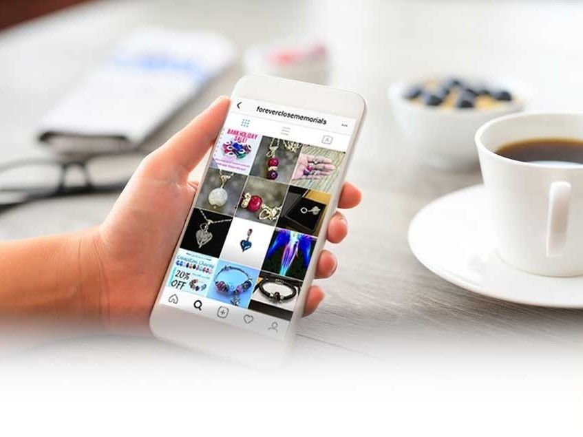 Ashes Glass Charm Beads, Ashes in Jewellery Glass, Ashes to Jewellery Glass