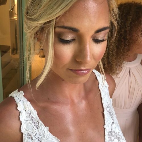 Gallery | Aldona Francis | Wedding Makeup Specialist Gloucestershire  | Award Winning Makeup Lessons in Bath  | Professional Mobile Makeup Artist Cotswolds