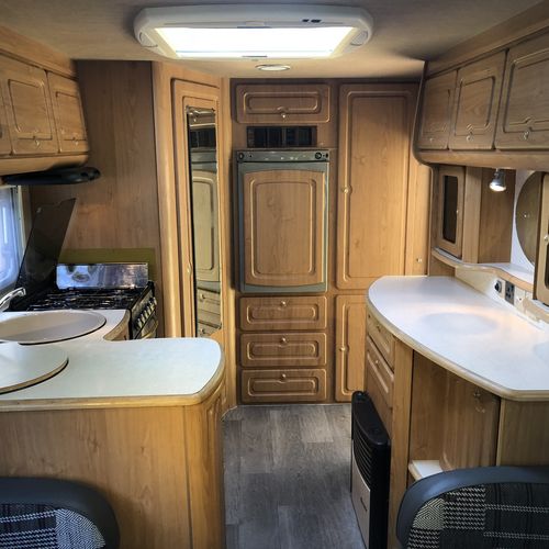 Autocruise Wentworth Motorhome 4 Berth - 52reg Peugeot Boxer 2.8 HDi - Huge Spec