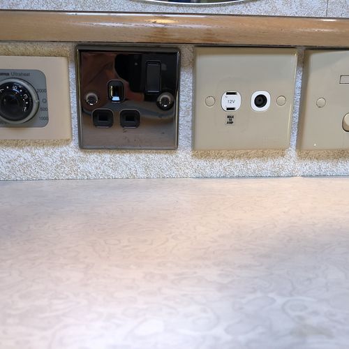 Autocruise Wentworth Motorhome 4 Berth - 52reg Peugeot Boxer 2.8 HDi - Huge Spec