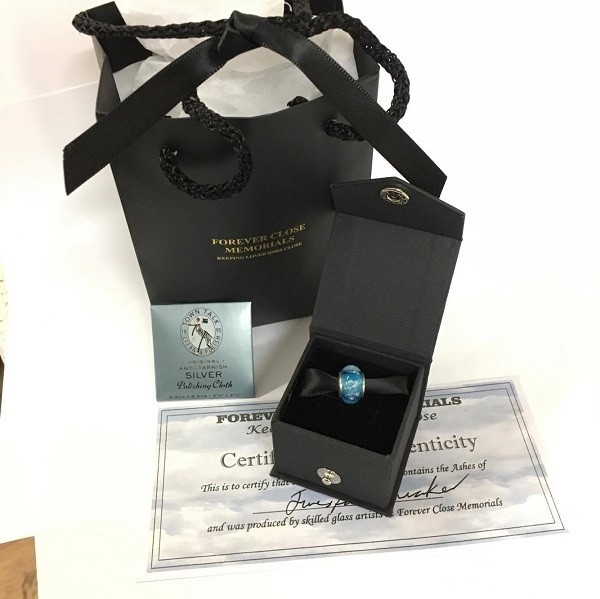 Ashes Glass Charm Beads, Ashes in Jewellery Glass, Ashes to Jewellery Glass