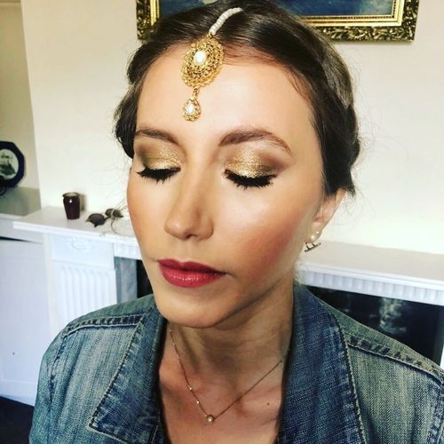 Gallery | Aldona Francis | Wedding Makeup Specialist Gloucestershire  | Award Winning Makeup Lessons in Bath  | Professional Mobile Makeup Artist Cotswolds