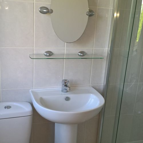 Newton Road 6 bedroom 4 bathroom contractors accommodation