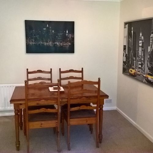 Cleevelands Drive 4 bedrooms, 3 bathrooms by the racecourse roundabout in Cheltenham!