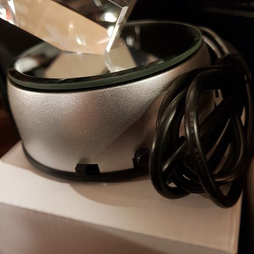 Light Base (USB & Battery operated)