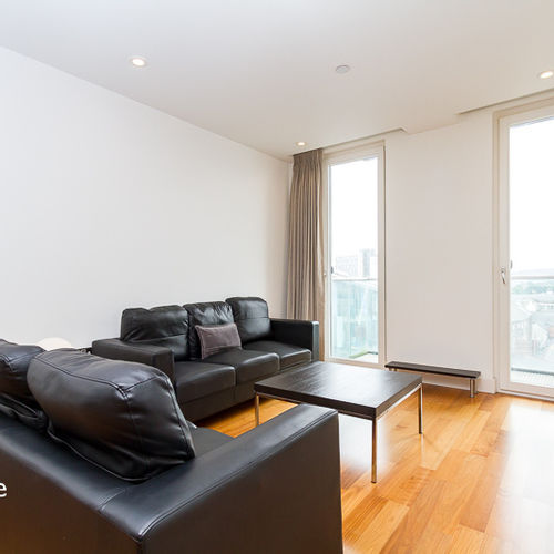 HAYES APARTMENTS CARDIFF CITY CENTRE FURNISHED TWO BEDROOM APARTMENT