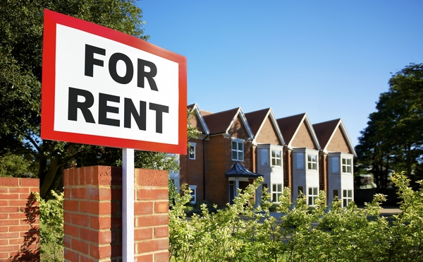 Better for tenants? Government moves to make THREE year tenancy agreements as standard.