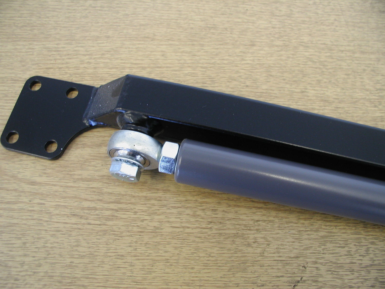 Panhard Rod Kit (+8)