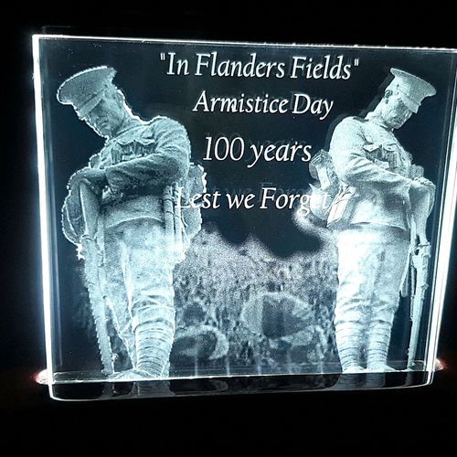 Glass portraits and light stand