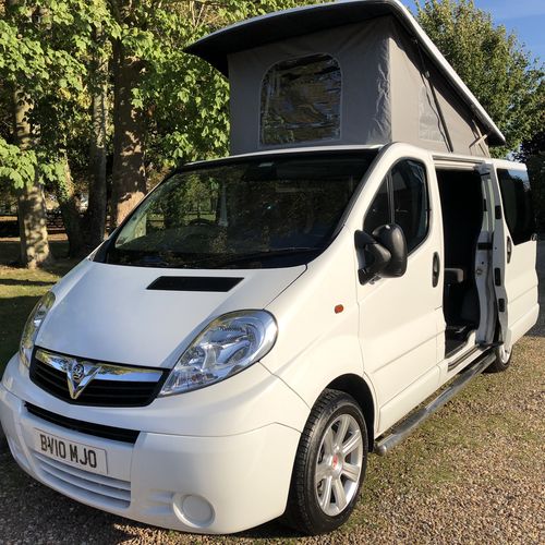 2010 Vauxhall Vivaro SWB 2.0 CDTi Camper Van 4 Berth - Elevating Roof - Stunning