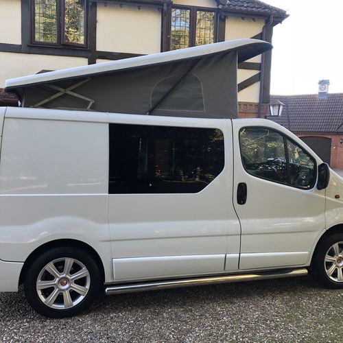 2010 Vauxhall Vivaro SWB 2.0 CDTi Camper Van 4 Berth - Elevating Roof - Stunning