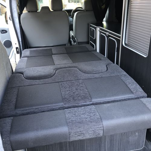 2010 Vauxhall Vivaro SWB 2.0 CDTi Camper Van 4 Berth - Elevating Roof - Stunning