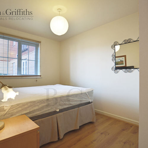 2 Bedroom Apartment For Sale, Cardiff Bay