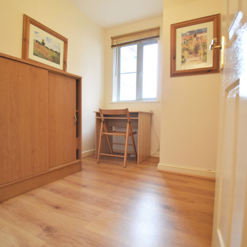 2 Bedroom Apartment For Sale, Cardiff Bay