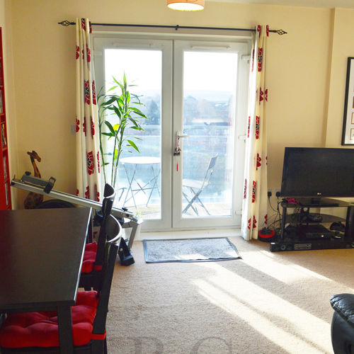 1 Bedroom Apartment, Overstone Court, Cardiff Bay