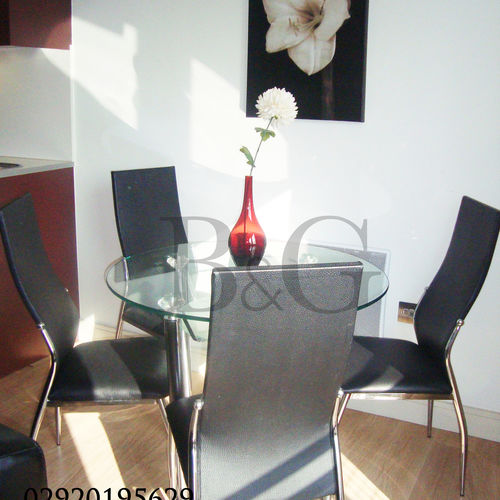 2 Bedroom Apartment, Cardiff Bay