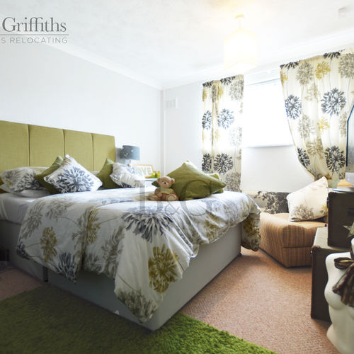 3 Bedroom Terraced House For Sale in Llanrumney, Cardiff