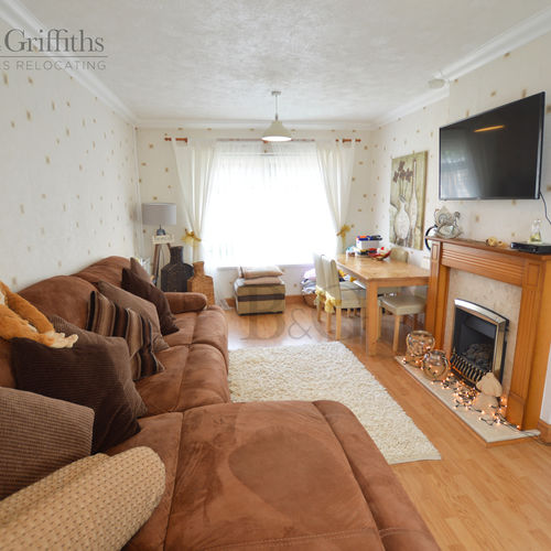 3 Bedroom Terraced House For Sale in Llanrumney, Cardiff