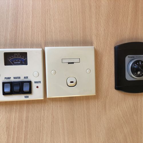 2004 Elddis Suntor Avantgarde 400 RL 4 Berth Motorhome - Peugeot Boxer 2.0 HDi