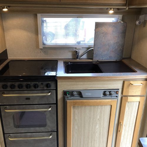 Elddis Autostratus SE Motorhome 4 Berth Peugeot Boxer 2.5TD 1999(V) 43731 miles