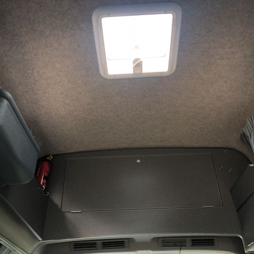 2002(02)reg Mazda Bongo WELLHOUSE LEISURE Camper Van 2 Berth - Massive Spec