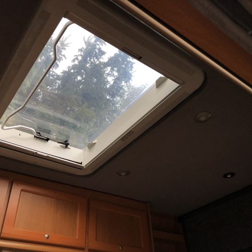 Bessacarr E330 Camper Van 4 Berth - 2001 (51)reg Fiat Ducato MWB - Great Spec