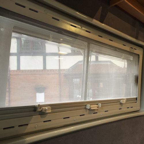 Bessacarr E330 Camper Van 4 Berth - 2001 (51)reg Fiat Ducato MWB - Great Spec