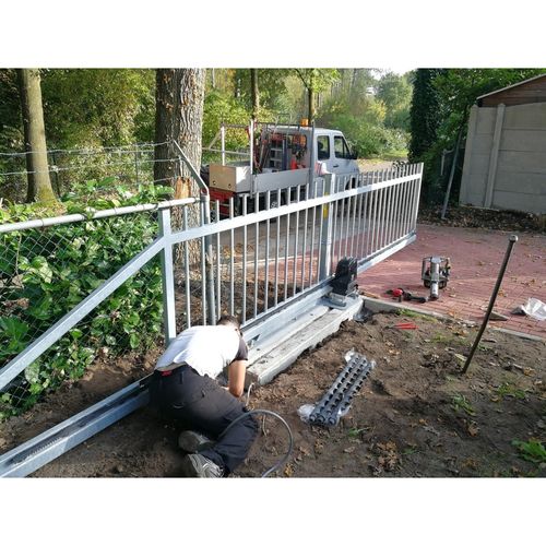 Electric gate counter balance