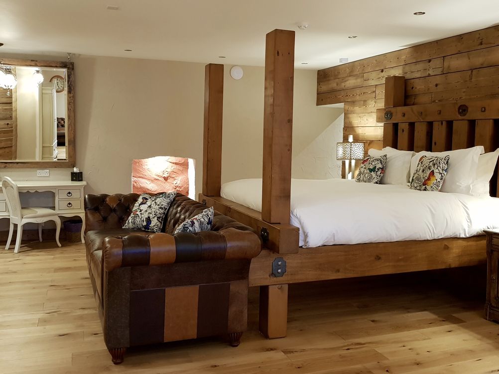 Deluxe Suite/Apartment - "Butterfly Suite"