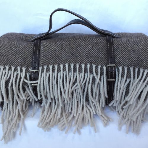 Leather picnic strap