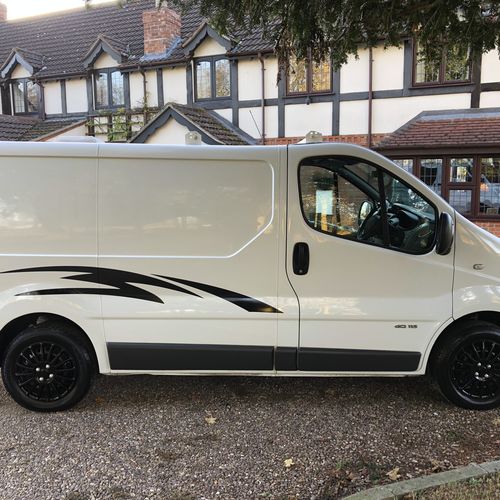 2011 Renault Trafic 2.0 DCi 115 - Camper Van - 2 Berth - Very clean!