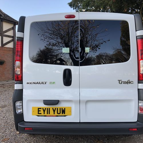 2011 Renault Trafic 2.0 DCi 115 - Camper Van - 2 Berth - Very clean!