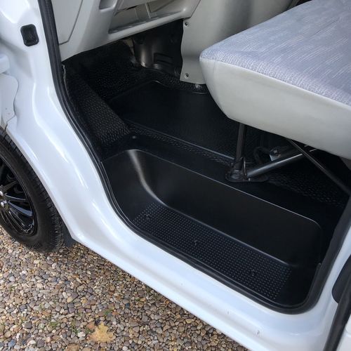 2011 Renault Trafic 2.0 DCi 115 - Camper Van - 2 Berth - Very clean!