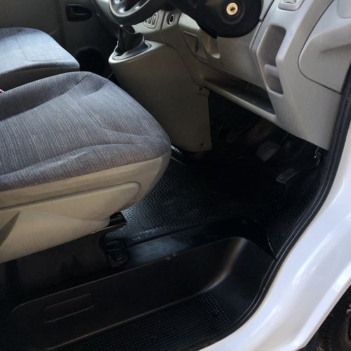 2011 Renault Trafic 2.0 DCi 115 - Camper Van - 2 Berth - Very clean!