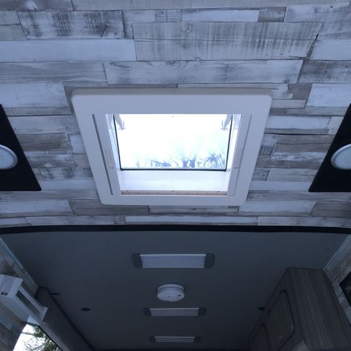 2008 Ford Transit Camper Van 2 Berth Fixed Bed 2.4TDCi 6 speed LWB - Superb Spec