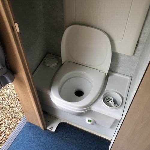 Autosleeper Rambler Camper Van 2 Berth - 2000 (W)reg - Compact SWB - Impeccable Service History