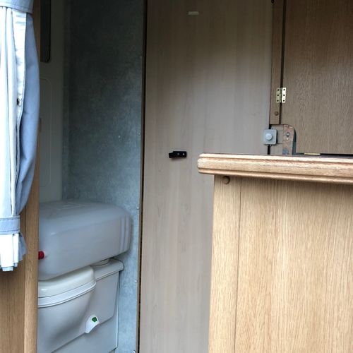 Autosleeper Rambler Camper Van 2 Berth - 2000 (W)reg - Compact SWB - Impeccable Service History