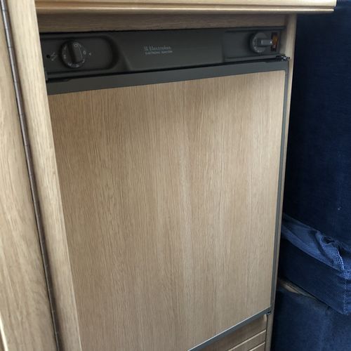 Autosleeper Rambler Camper Van 2 Berth - 2000 (W)reg - Compact SWB - Impeccable Service History