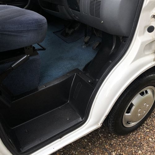 Autosleeper Rambler Camper Van 2 Berth - 2000 (W)reg - Compact SWB - Impeccable Service History