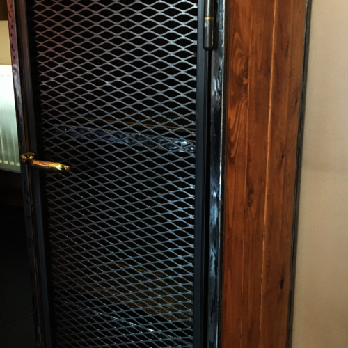 Industrial mesh cupboard