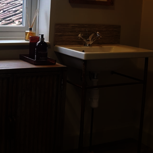 Rusty metal basin stand