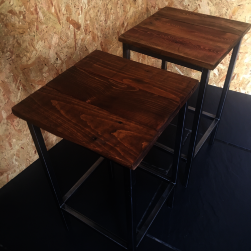 Bar/breakfast stools