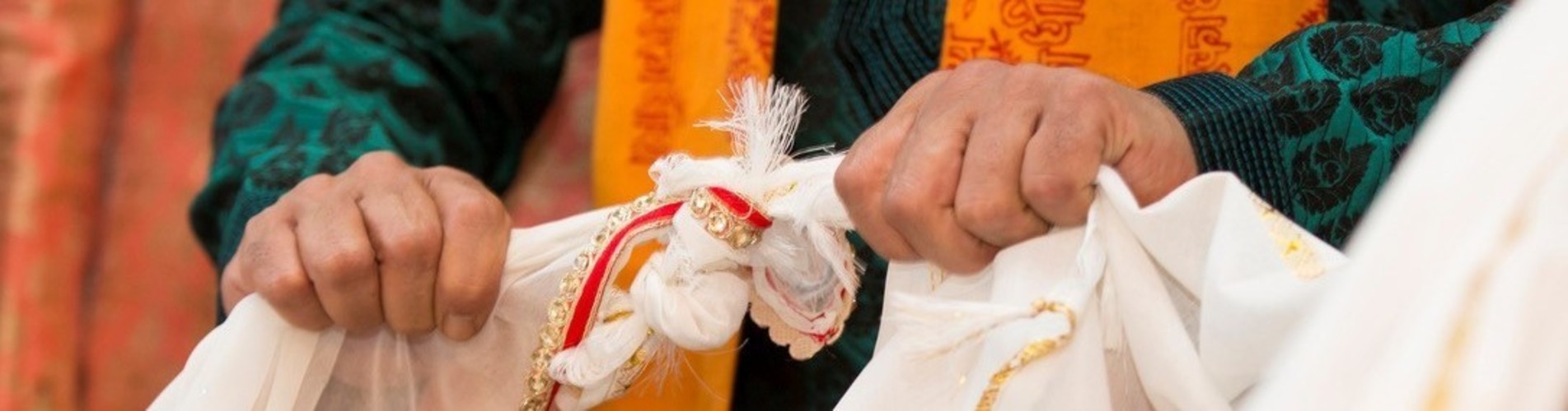 HINDU PRIEST@SHREE SHAKTI MANDIR | Hindu Priest for weddings