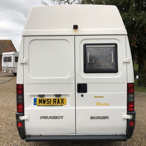 Peugeot Boxer Camper Van 2 Berth SWB 2.0 HDi - Dec 2001 (51)reg - 76312 miles