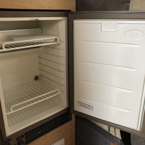 Peugeot Boxer Camper Van 2 Berth SWB 2.0 HDi - Dec 2001 (51)reg - 76312 miles